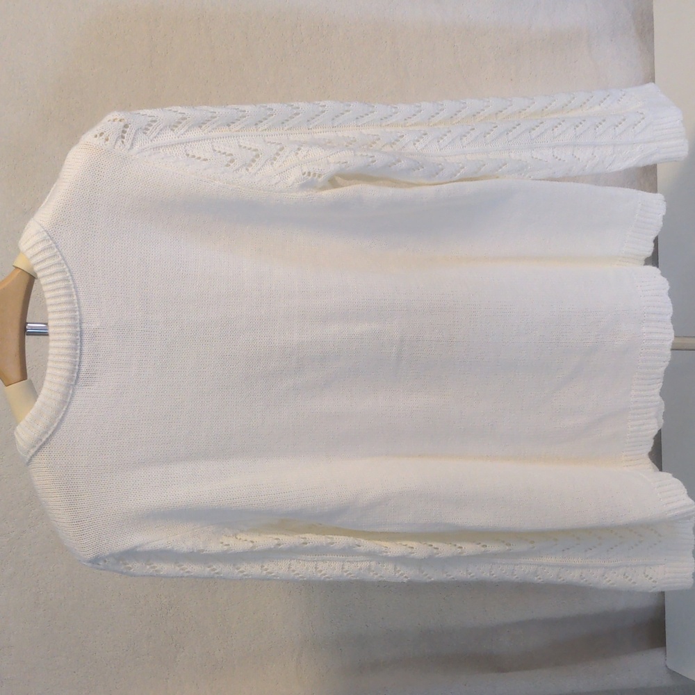 NWT Women's Carolyn Taylor Button Up Cardigan in White Size L - Picture 7 of 8